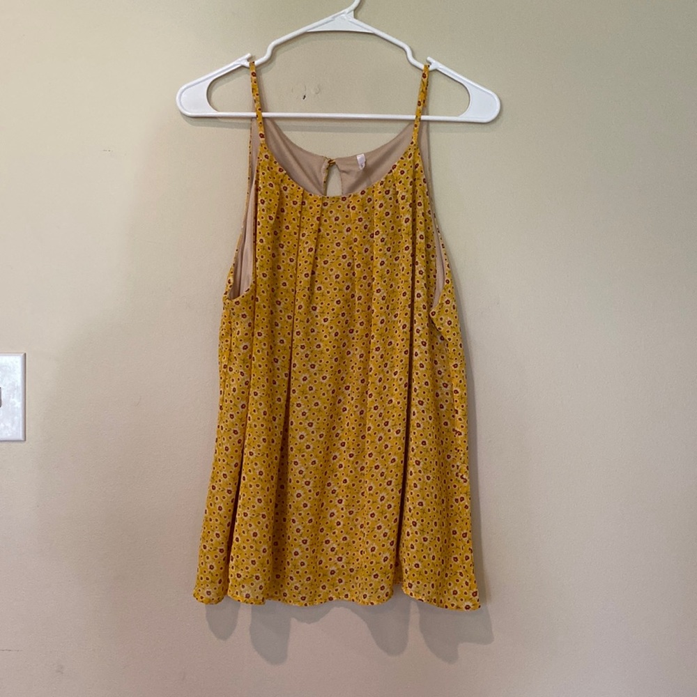 Excellent Used Condition Floral Tank Top